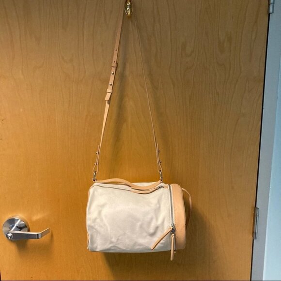 SKAGEN Denmark Trisse Barrel Leather and Canvass Crossbody Handbag NWT - Picture 2 of 14